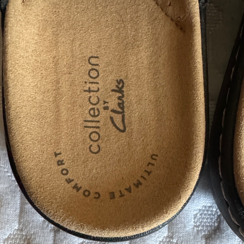 Clarks Black Strappy Sandals with Floral Detail - Picture 3 of 4